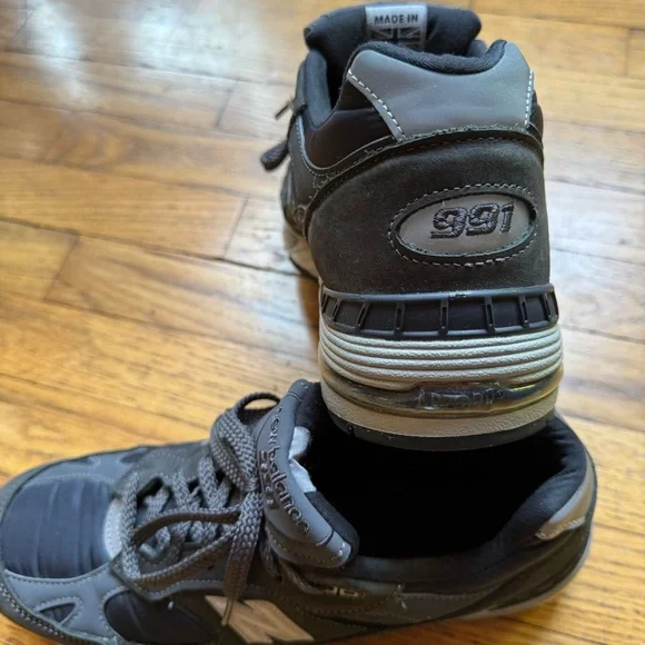 New Balance 991 Vulcans made in UK - Picture 3 of 10